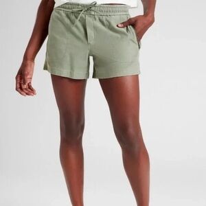Athleta Farallon Shorts Pull-On Elastic Waist Vintage Palm Green 8
